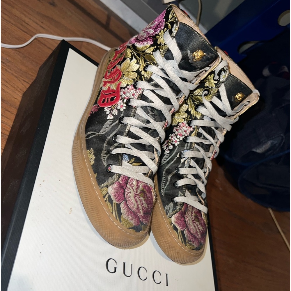 Gucci Blind For Love Floral-Embroidered High Top Sneakers Size: 10US Size: 9UK